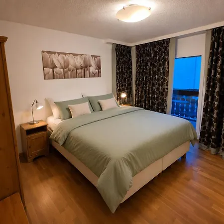 Residenz Ambassador Apartman *